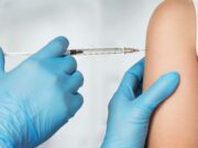 Νέα μελέτη: το αντιγριπικό εμβόλιο μπορεί να βοηθήσει την άμυνα του οργανισμού κατά του κορωνοϊού