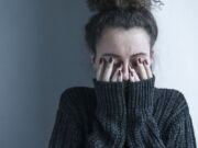 Κατάθλιψη: Πώς μπορείτε να βοηθήσετε κάποιον (βίντεο) Κατάθλιψη