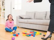 Μεγαλώνοντας παιδιά και γονείς με όρια… όρια
