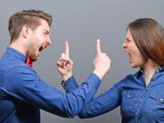 Τα λάθη που καταστρέφουν τις σχέσεις μας Τα λάθη που καταστρέφουν τις σχέσεις μας