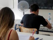 Πανελλαδικές: Ανοικτές τηλεφωνικές γραμμές, από σήμερα, για πληροφορίες και ψυχολογική υποστήριξη Πανελλαδικές: Ανοικτές τηλεφωνικές γραμμές από σήμερα, για πληροφορίες και ψυχολογική υποστήριξη