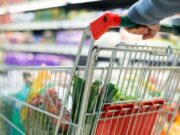Διαπληκτίστηκαν για τη χρήση μάσκας στο σούπερ μάρκετ, τράβηξε πιστόλι και σκότωσε την ταμία Διαπληκτίστηκαν για τη χρήση μάσκας στο σούπερ μάρκετ, τράβηξε πιστόλι και σκότωσε την ταμία