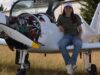 Μια 19χρονη θέλει να γίνει η νεότερη γυναίκα που θα πετάξει μονάχη με το αεροσκάφος της στον κόσμο