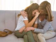 Συγκρούσεις με το παιδί μου στην εφηβεία Συγκρούσεις με το παιδί μου στην εφηβεία