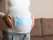 Το 2021 μολύνθηκαν συνολικά 2.898 έγκυες και λεχωίδες γυναίκες με κορωνοϊό SARS-CoV-2 έγκυες και λεχωίδες