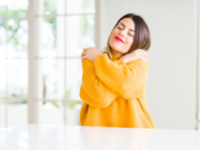 Πώς να εξασκήσετε την αγάπη για τον εαυτό σας αγάπη για τον εαυτό σας