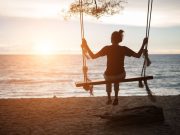 Η πανδημία αύξησε τη μοναξιά σε όλον τον κόσμο Η πανδημία αύξησε τη μοναξιά σε όλον τον κόσμο