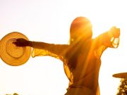 10 σημαντικές ιδέες για την ευτυχία από τον Σενέκα (βίντεο) 10 σημαντικές ιδέες για την ευτυχία από τον Σενέκα