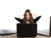 Το στρες στην εργασία κόστιζει 28 δισεκ. λίρες τον χρόνο στη βρετανική οικονομία στρες στην εργασία