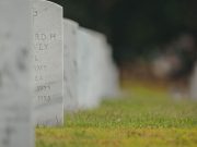Μια 36χρονη, που την έκλεισαν σε τάφο για λόγους εκδίκησης, βρέθηκε ζωντανή έπειτα από 10 ώρες Μια 36χρονη, που την έκλεισαν σε τάφο για λόγους εκδίκησης, βρέθηκε ζωντανή έπειτα από 10 ώρες