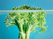 Τρώτε μπρόκολο ή λάχανο για να περιορίσετε τις δερματικές αλλεργίες μπρόκολο