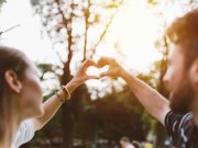 Πώς και γιατί να δείχνεις την αγάπη σου στον σύντροφό σου καθημερινά Πώς και γιατί να δείχνεις την αγάπη σου στον σύντροφό σου καθημερινά