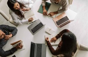 Quiet Quitting vs Quiet Thriving: η νέα νοοτροπία γύρω από την επιτυχία quiet thriving